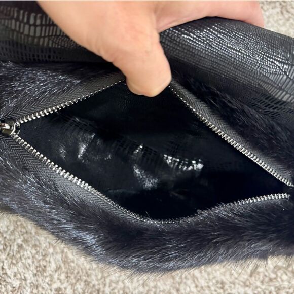 Asymmetric Real Mink Fur Handmade Saddle Bag/Shoulder Bag/Crossbody - Picture 14 of 15